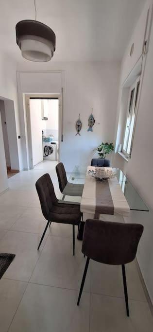 Faby & Fra Apartments Livourne Extérieur photo